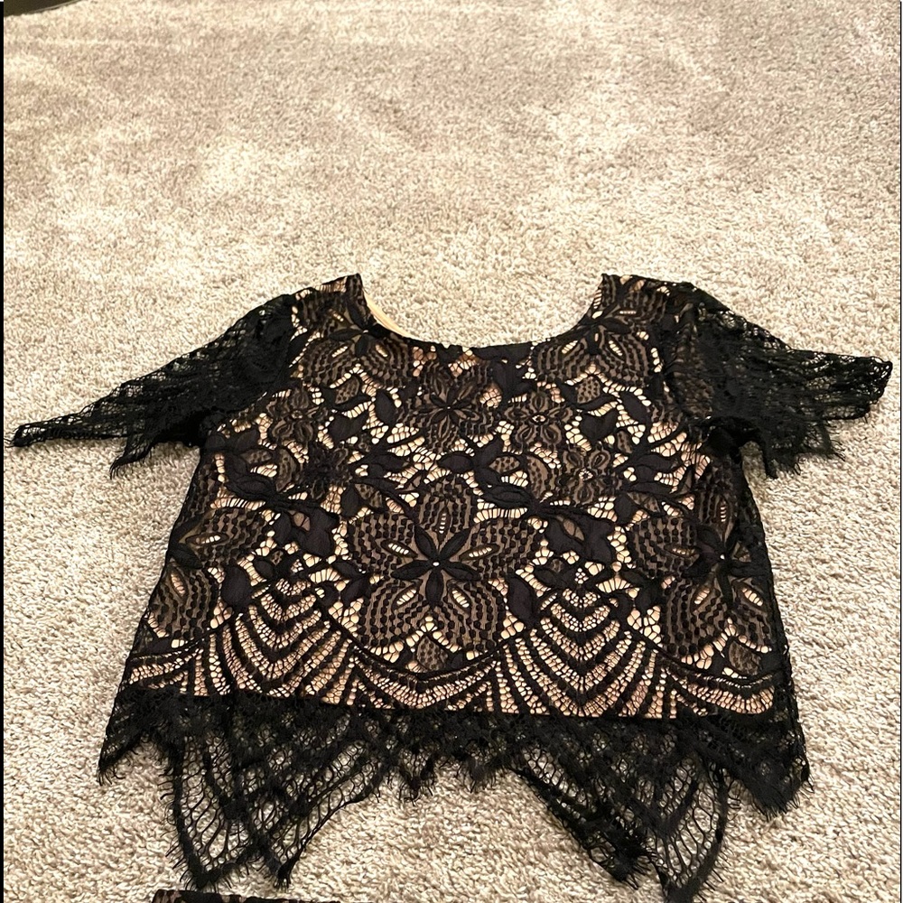 EXPRESS black/creme top size small